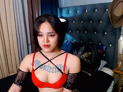 yhanachoii online show from June 20, 2026, 6:49 am