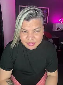 santiagohhzz online show from April 8, 2026, 6:24 am