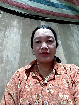 Snapshot of vanlucky2 chatting on June 6, 2026, 12:05 am vanlucky2 online show from June 6, 2026, 12:05 am
