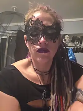 MistressSolena online show from June 20, 2026, 4:26 am