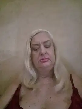 Snapshot of Julia20X chatting on July 8, 2026, 1:15 pm Julia20X online show from July 8, 2026, 1:15 pm
