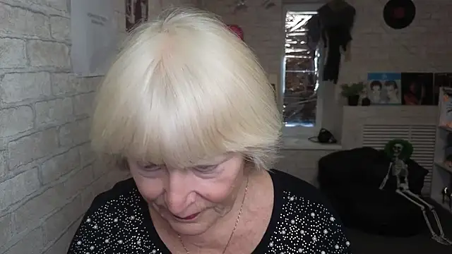 Zuri Zodiac online show from April 24, 2026, 6:38 am