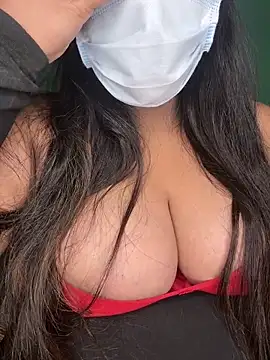 Desifiregirl online show from April 30, 2026, 7:42 pm
