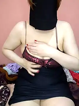 Snapshot of Soso_Daloaa chatting on April 19, 2026, 6:35 am Soso Daloaa online show from April 19, 2026, 6:35 am