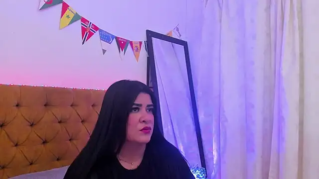 Katty West online show from July 4, 2026, 7:09 pm