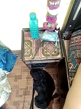 Model juhi4 online show from April 19, 2026, 6:10 pm