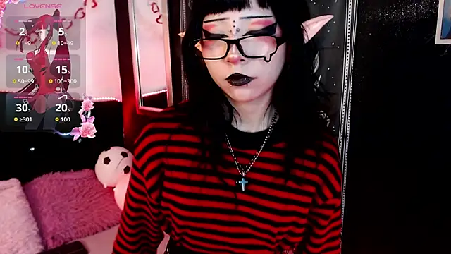 Snapshot of KiomyVamp chatting on June 24, 2026, 4:06 pm KiomyVamp online show from June 24, 2026, 4:06 pm