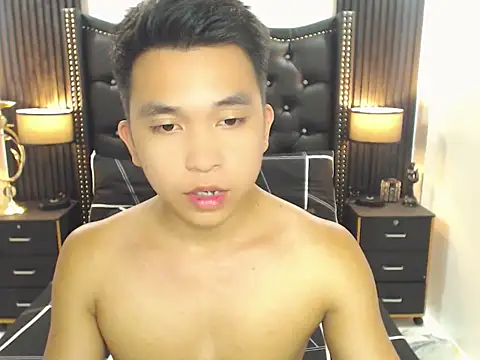 AsianRoman Grey online show from April 13, 2026, 5:46 am