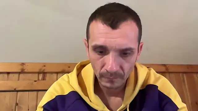 Snapshot of itsmasterbenny chatting on April 8, 2026, 9:59 pm itsmasterbenny online show from April 8, 2026, 9:59 pm