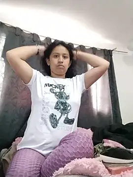 katrina-09 online show from May 25, 2026, 12:33 pm