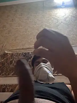 Badbuddy00 online show from April 12, 2026, 8:08 am