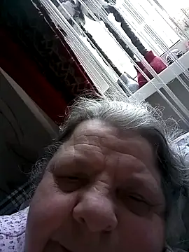 MartaMia68 online show from April 11, 2026, 4:28 am