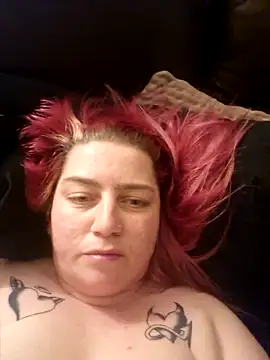 suzy86 online show from April 24, 2026, 10:01 pm