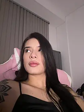 Snapshot of Giiasteele chatting on April 24, 2026, 12:46 am Giiasteele online show from April 24, 2026, 12:46 am