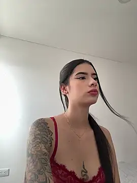 Snapshot of Giiasteele chatting on May 24, 2026, 8:03 pm Giiasteele online show from May 24, 2026, 8:03 pm