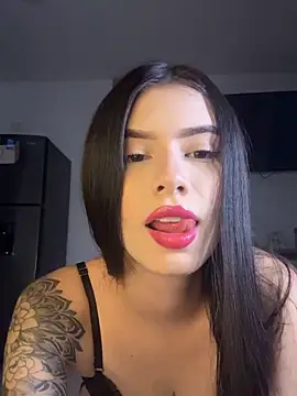 Snapshot of Giiasteele chatting on June 4, 2026, 1:00 am Giiasteele online show from June 4, 2026, 1:00 am