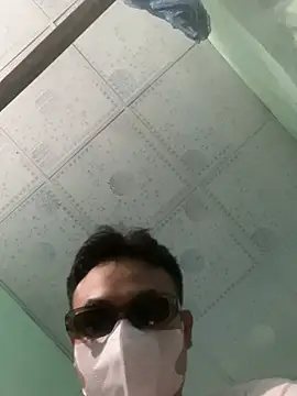 concuhonggg online show from April 9, 2026, 8:31 am