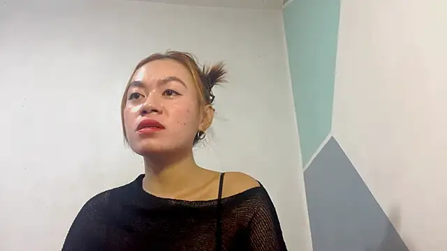 Snapshot of LadyBianca19 chatting on May 8, 2026, 12:10 pm LadyBianca19 online show from May 8, 2026, 12:10 pm