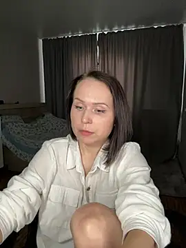 Snapshot of Hopefully_ chatting on July 3, 2026, 6:09 am Hopefully online show from July 3, 2026, 6:09 am