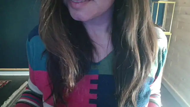 NicoleLove  online show from June 5, 2026, 5:58 am