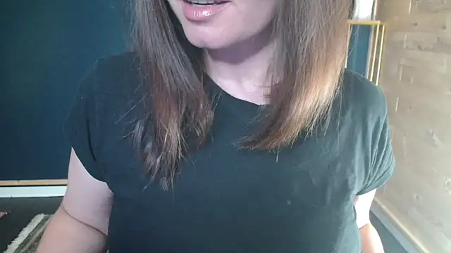 NicoleLove  online show from July 13, 2026, 6:49 am