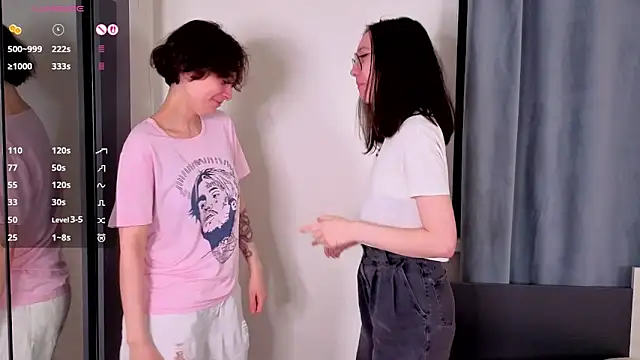 Snapshot of AllisonKierce chatting on April 10, 2026, 3:12 am AllisonKierce online show from April 10, 2026, 3:12 am