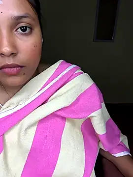 Snapshot of Tamilmoon006 chatting on May 19, 2026, 3:40 pm Tamilmoon006 online show from May 19, 2026, 3:40 pm