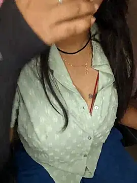 Tamilmoon006 online show from July 16, 2026, 3:45 am