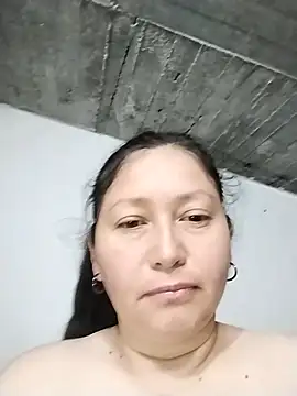 Snapshot of Dayis_2 chatting on June 10, 2026, 9:46 pm Dayis 2 online show from June 10, 2026, 9:46 pm