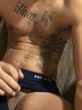 TatuadoCearense22cm online show from April 17, 2026, 2:42 pm