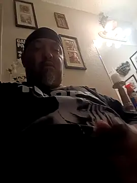 MrBustNut2026 online show from April 30, 2026, 8:15 pm