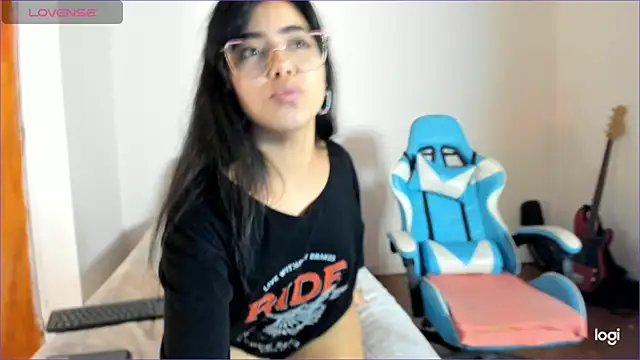 Iam eli09 online show from June 14, 2026, 12:08 am