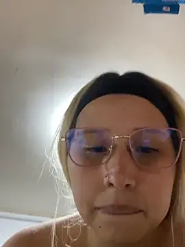 Snapshot of Aliss_Taylor1 chatting on May 31, 2026, 6:09 pm Aliss Taylor1 online show from May 31, 2026, 6:09 pm