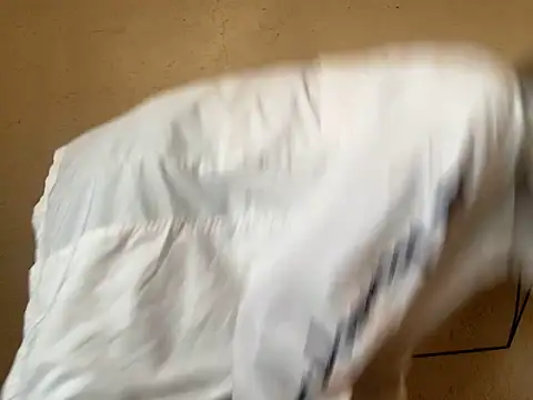 SolMlrena online show from April 19, 2026, 12:00 am