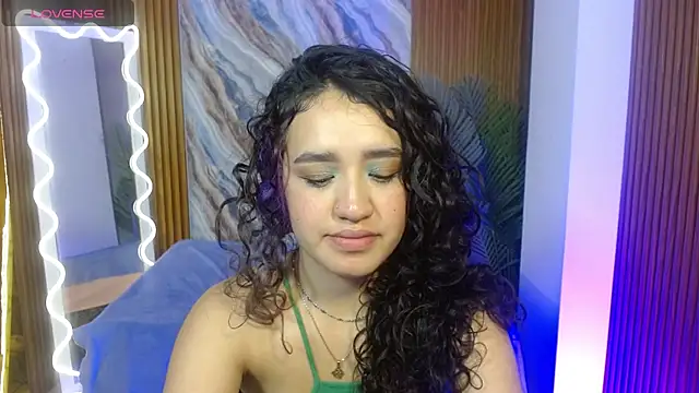 Snapshot of Ellis_tay chatting on April 26, 2026, 11:52 am Ellis tay online show from April 26, 2026, 11:52 am