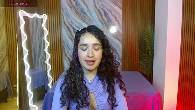 Snapshot of Ellis_tay chatting on April 30, 2026, 12:11 pm Ellis tay online show from April 30, 2026, 12:11 pm