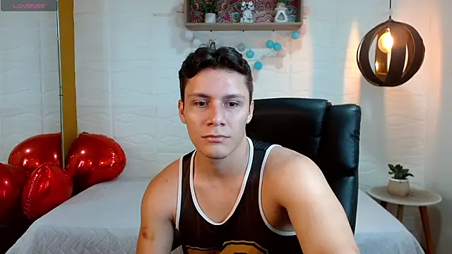 Zayn clausen online show from April 15, 2026, 5:09 pm