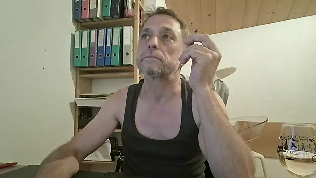 nue52 online show from July 23, 2026, 8:29 pm