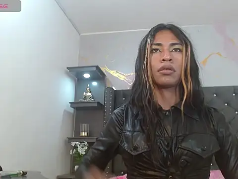 Snapshot of Naomisaenz01 chatting on May 30, 2026, 6:54 am Naomisaenz01 online show from May 30, 2026, 6:54 am