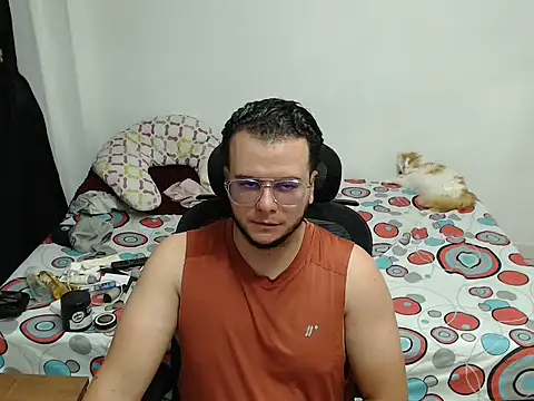 Masterboy00 online show from April 15, 2026, 7:58 pm