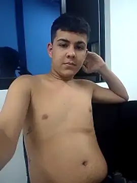 Jacobb hott96 online show from April 20, 2026, 5:32 am