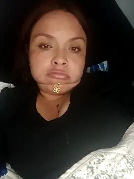 Lina19 93 online show from April 12, 2026, 1:43 am