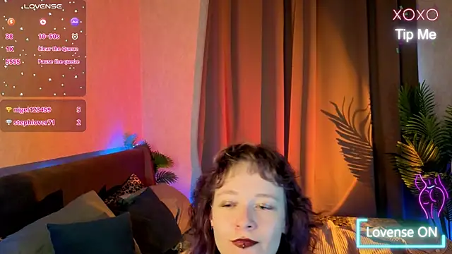 Snapshot of Ricki_Bloom chatting on July 2, 2026, 3:34 am Ricki Bloom online show from July 2, 2026, 3:34 am