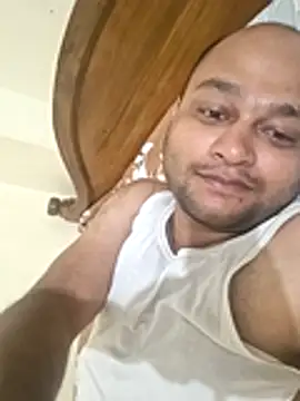thenudemale online show from May 17, 2026, 5:38 am
