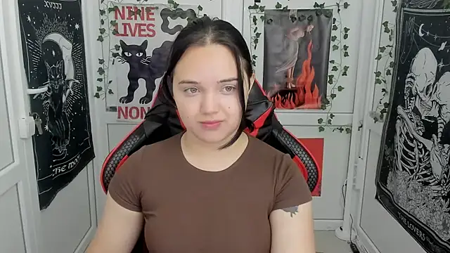 Caroline cutte online show from July 26, 2026, 6:43 am