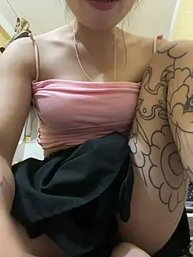 Neo-baby online show from April 18, 2026, 6:01 pm