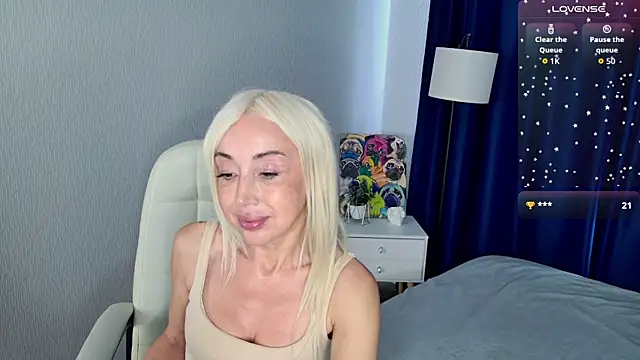 Snapshot of _OliviaRose chatting on June 7, 2026, 7:45 am OliviaRose online show from June 7, 2026, 7:45 am