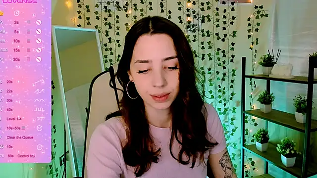 Snapshot of CharliGrace_ chatting on May 31, 2026, 8:10 am CharliGrace online show from May 31, 2026, 8:10 am