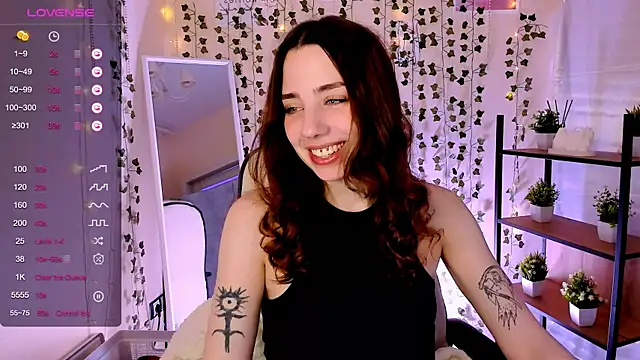 Snapshot of CharliGrace_ chatting on June 1, 2026, 2:24 am CharliGrace online show from June 1, 2026, 2:24 am