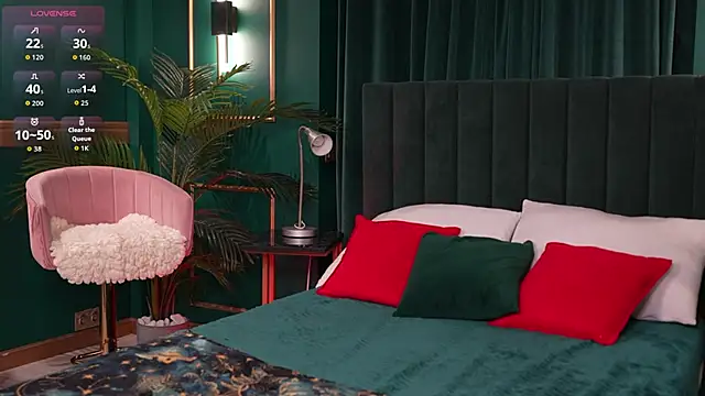 Molly  Quinn online show from April 19, 2026, 5:45 pm